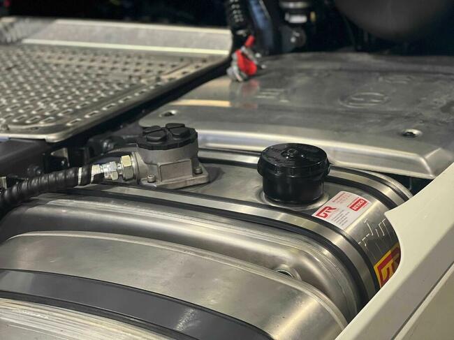 Montaż + Projekt Układu Hydrauliki Siłowej na Ciągnik Siodłowy