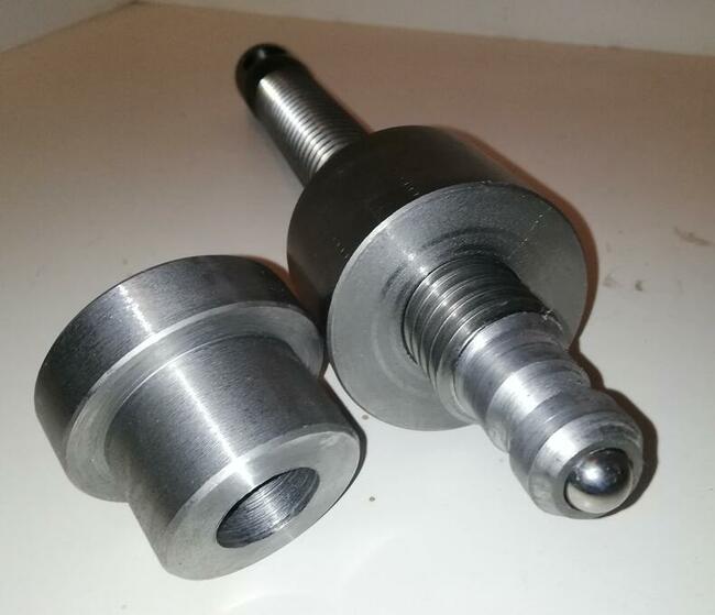 Śruba trapezowa tr 28x5 ścisk stolarski do pras imadło docis