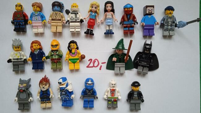 Figurki Lego dostępne 21 sztuk