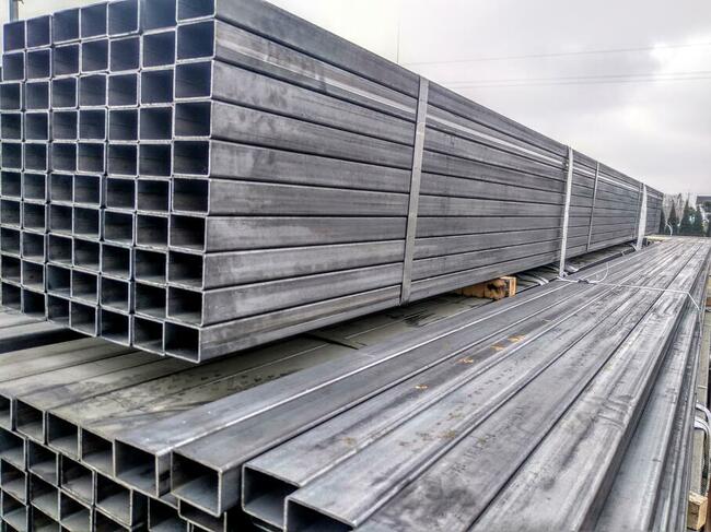 Profile zamknięte czarne profil rura kwadrat kształtownik