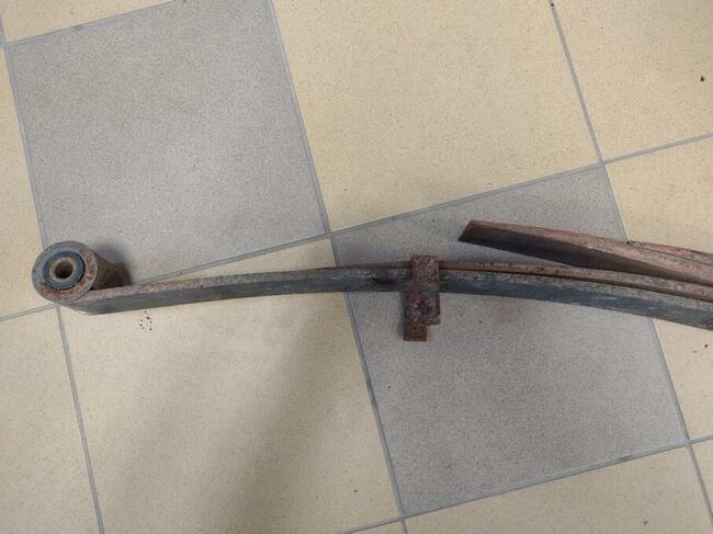 Resor tył 4 pióra Renault Mascott Mascot Maskot