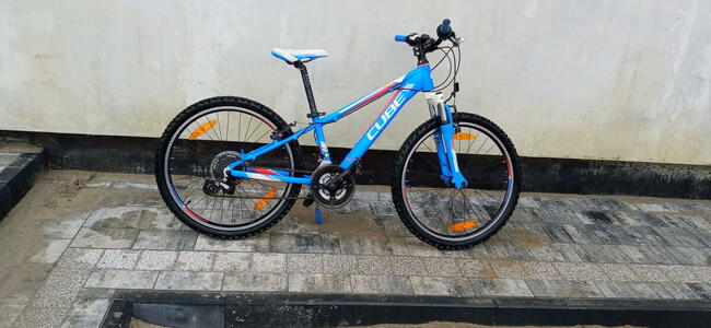 Cube race 24