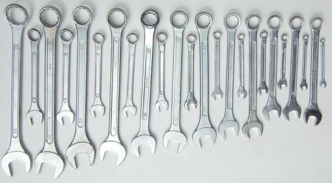 KLUCZ TRZPIENIOWY NASADOWY M19 x250mm KORBA NASADKA NOWY GWA