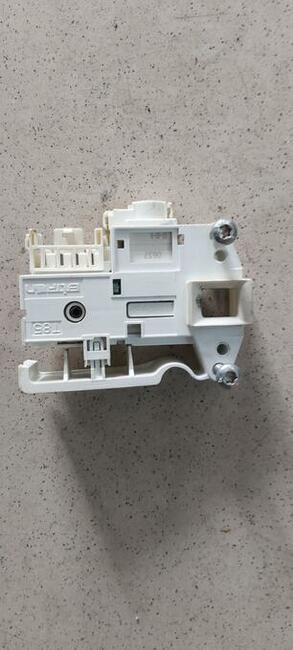 Dźwi do pralki Amica AWN510D