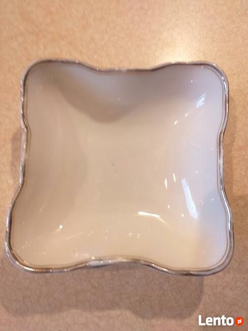 Salaterki kwadratowe Antyki Porcelana