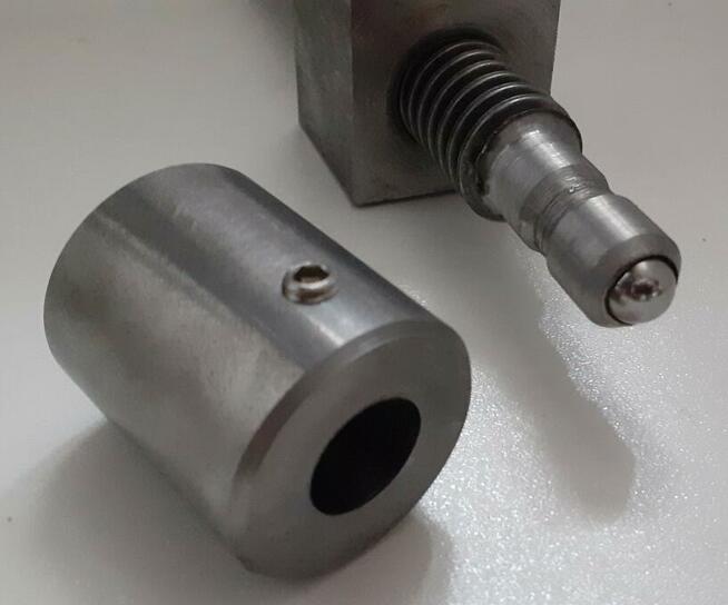 Śruba trapezowa tr 20x4 gwint ścisk stolarski do pras imadło