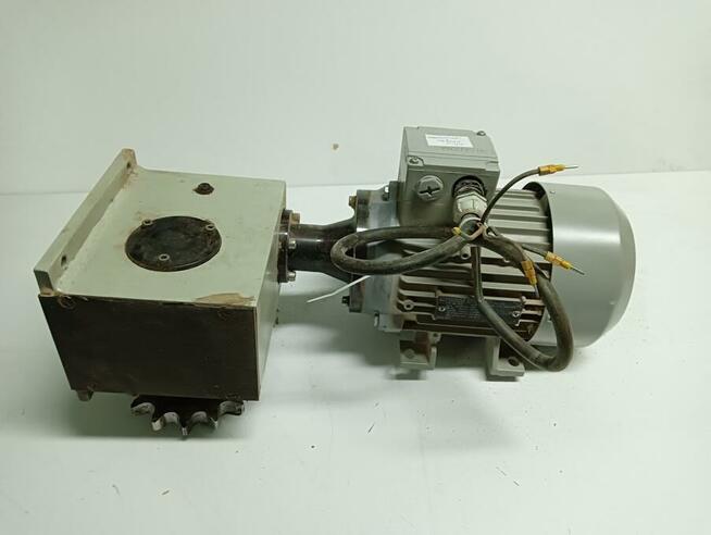 Silnik napędu transportera z przekładnią oklejarki DCCB