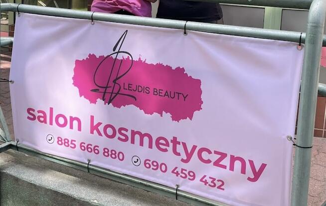 Wynajmę pomieszczenie dla fryzjerki