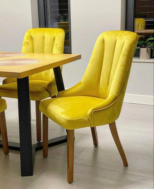 firma Perfect oferuje krzesła w nowoczesnych tkaninach