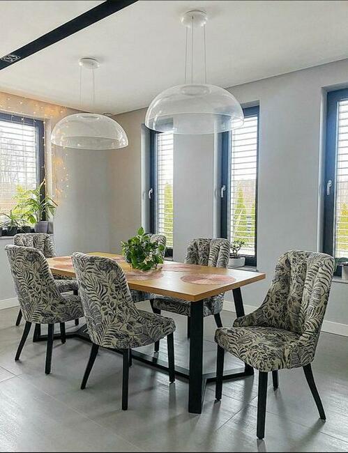 firma Perfect oferuje krzesła w nowoczesnych tkaninach