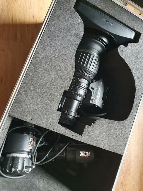 Realizacje, transmisje LIVE- wóz transmisyjny, konferencje.