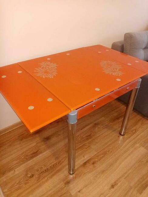 Stół szklany rozkładany