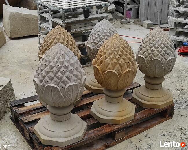 Elementy architektury budowlanej i ogrodowej z piaskowca