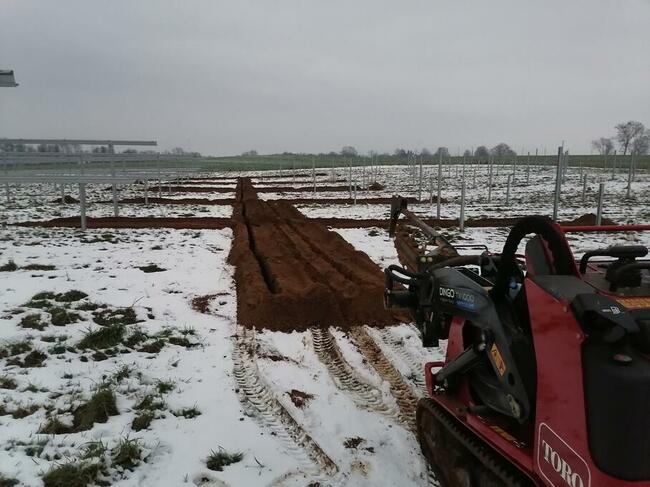 Wykop liniowy pod przewody na farmach fotowoltaicznych do 1m