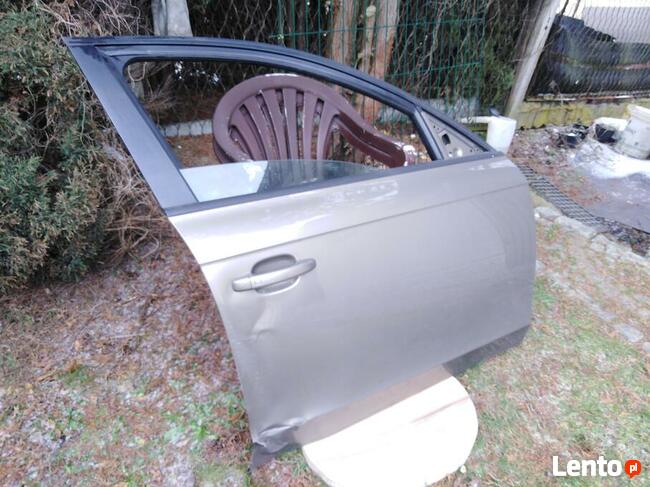 Drzwi Audi A4 B8 prawy przód.