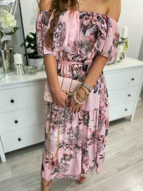 Sukienka w kwiaty midi hiszpanka z falbanką pudrowy róż