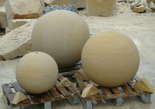 Kula fi 60cm z piaskowca - naturalny kamień