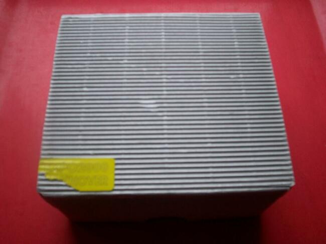 EXPO2000 HANNOVER Kostka szklana w etui Kryształ EXPO 2000