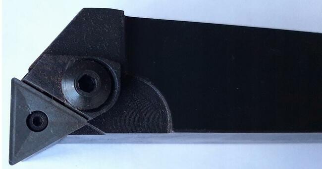 Nóż tokarski Pafana PTFNR 3232-22 (2)