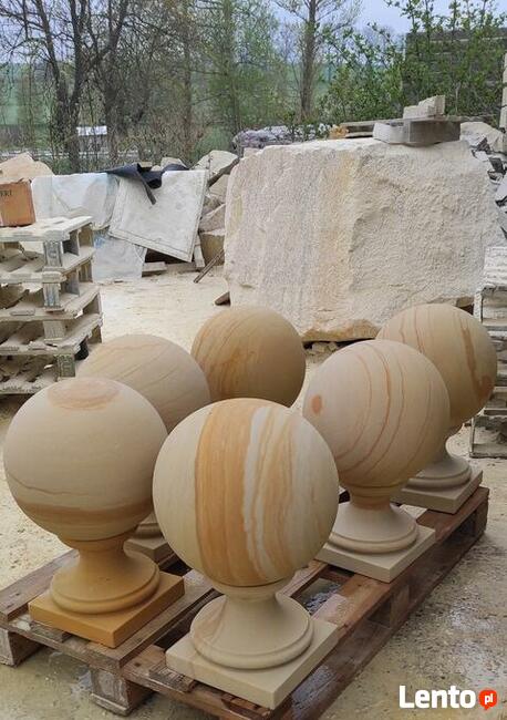 Elementy architektury budowlanej i ogrodowej z piaskowca