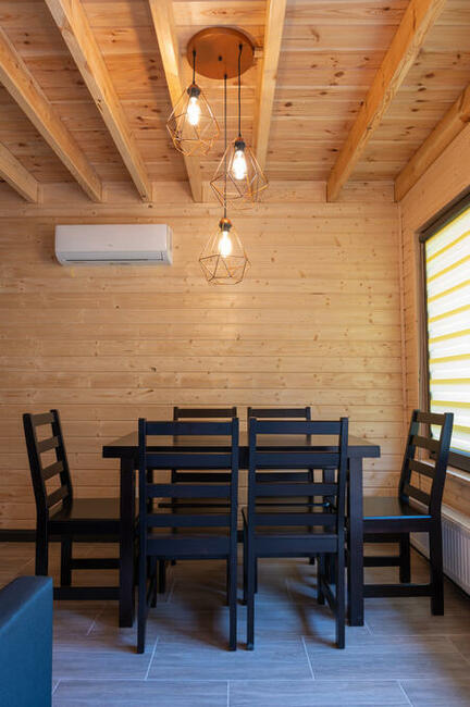 zatrudnię do obsługi obiektu hotelowego