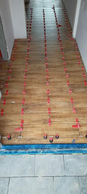 Glazurnik, gładź i malowanie.elektryka, hydraulika.