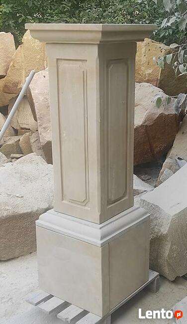 Elementy architektury budowlanej i ogrodowej z piaskowca