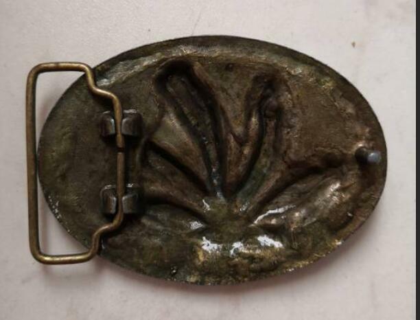 Klamra na pasek marihuana