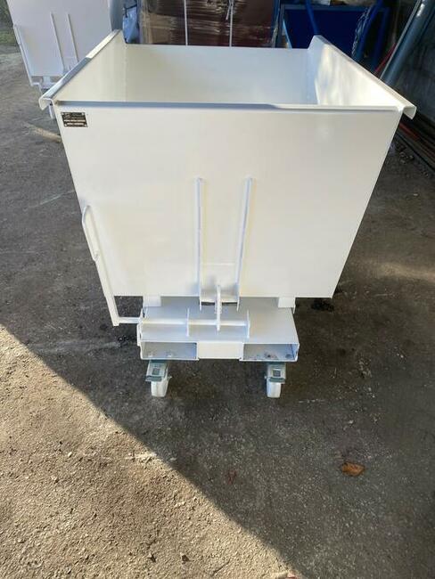 Kontener samowyładowczy, pojemnik metalowy 0,5m3