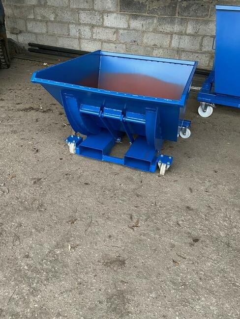 Kontener samowyładowczy, pojemnik, koleba, koliba na wióry