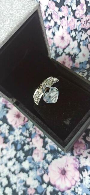 HIT Lśniący pierścionek SREBRNY z zawieszką serce - PREZENT