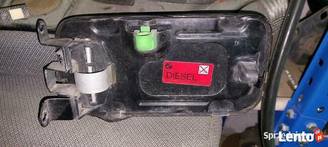 Klapka wlewu paliwa bmw e39 schwarz II , 2 , 668 , 2121408