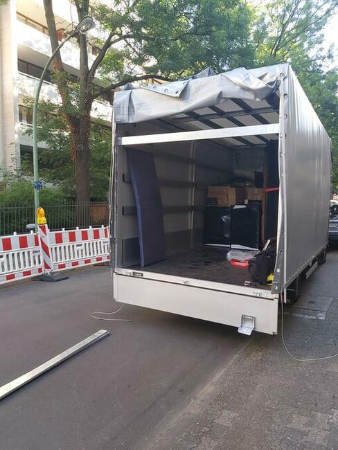 Przeprowadzki Transport / Wywóz starych mebli