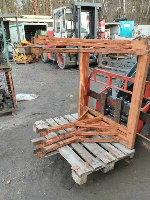 Stojaki do bębnów kablowych światłowodów kabli szpul