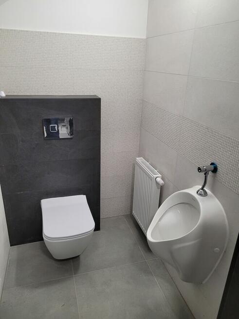 Budynek i plac: usługi, magazyn, hurtownia, skład