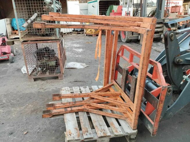 Stojaki do bębnów kablowych światłowodów kabli szpul