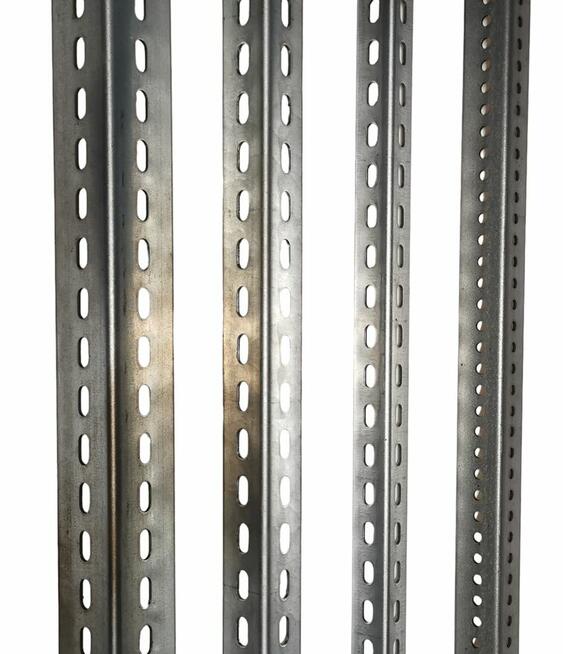 Kątownik perforowany 25x25x2mm OCYNK - 7,50 ZŁ / 1 MB. NETTO