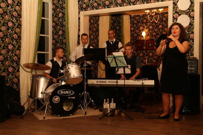 Zespół na wesele Warszawa prowadzenie imprez konferansjerka