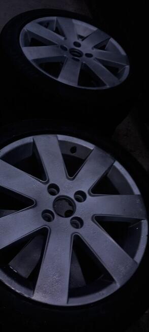 Koła 17 . 4X108 opony całoroczne.