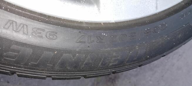 Koła 17 . 4X108 opony całoroczne.