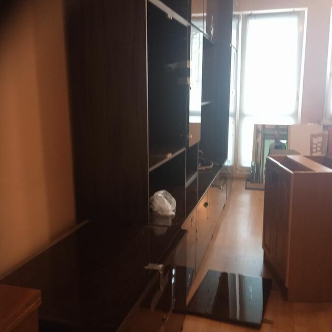 Opróżnianie mieszkań , piwnic , strychów ,Wywóz mebli