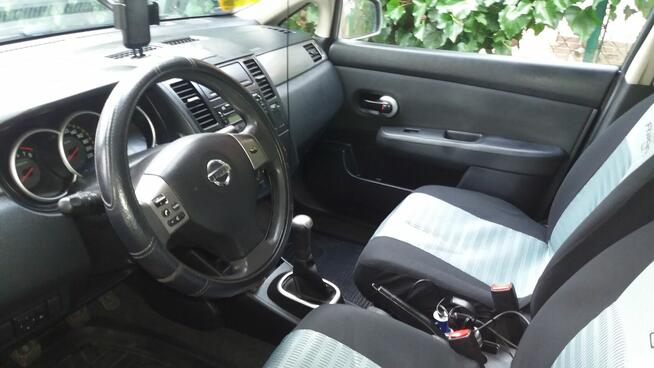 Pokrowce na siedzenia Nissan Tiida, komplet.