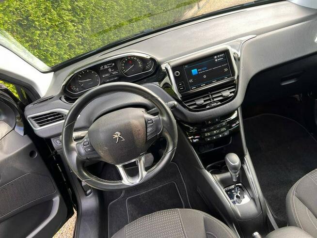 Peugeot 208 LIFT/ 2018 / 1.2 110KM / Automat / LED / NAVI / KAMERA