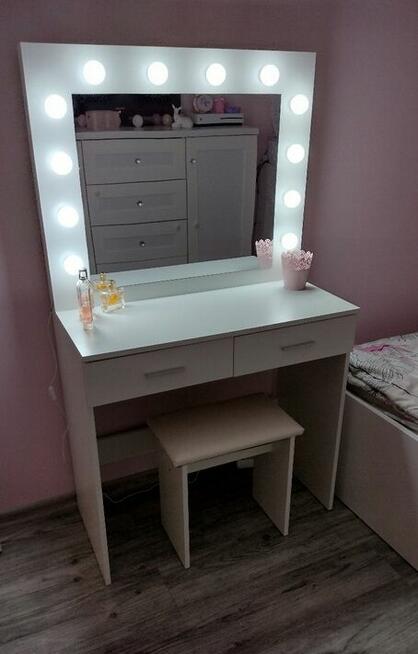 TOALETKA kosmetyczna LUSTRO 12 LED TABORET biała