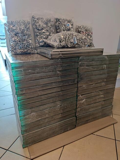 Szklane witryny sklepowe do samodzielnego montażu