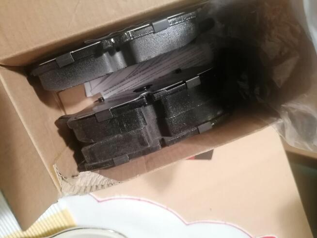 W202, c klasa I W210 Nowe klocki hamulcowe, przod