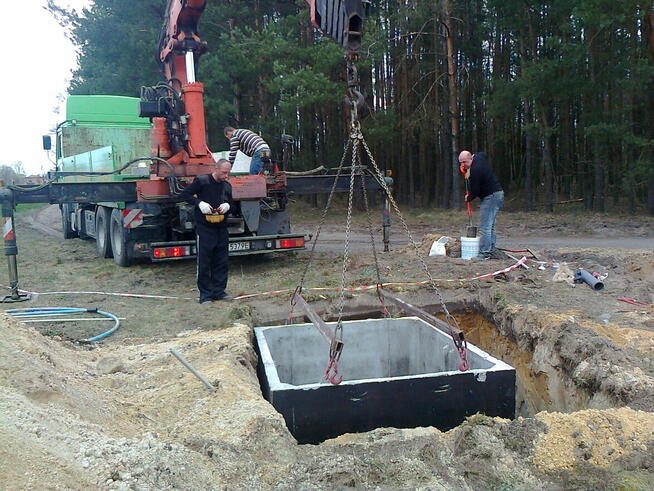 Usługi minikoparką, koparka - wykopy, przyłącza wod-kan.