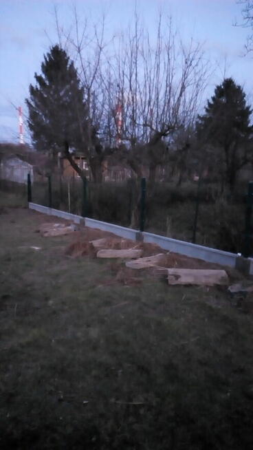 Demontaże, Rozbiórki ,izolacje Fundament, Studnie chłonne.