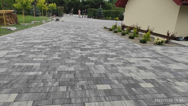 Układanie Kostki Brukowej