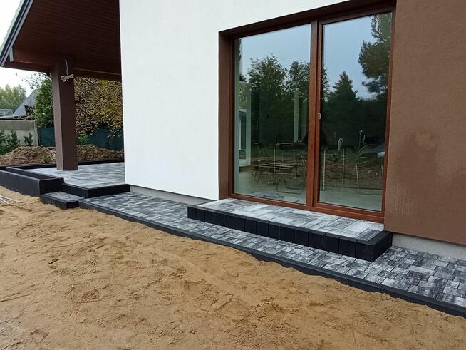 Brukarstwo, układanie kostki brukowej, usługi brukarskie